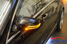 Carica l&#39;immagine nel visualizzatore di Gallery, Mercedes R230 SL Arrow Style LED Mirror covers Bright Silver Metallic 775U November 2003 to March 2008